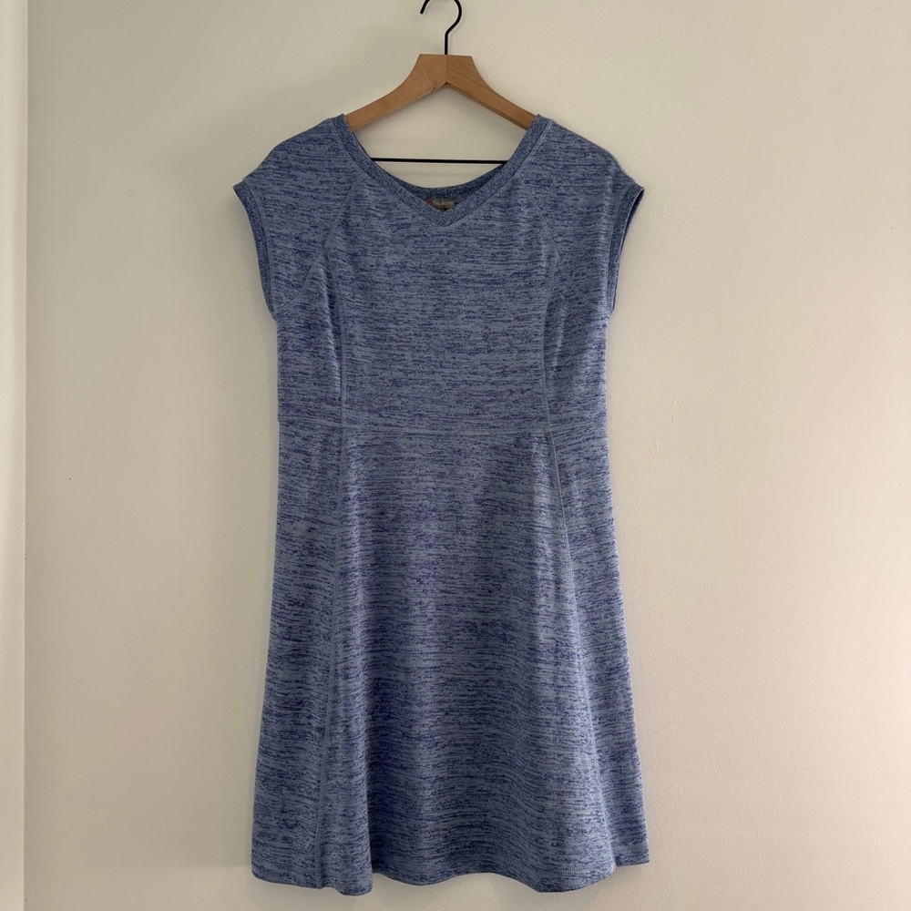 T by Talbots V-Neck Dress Size S Casual Minimalist Preppy Size Small NWT